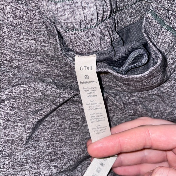 Lululemon shorts - Picture 3 of 3